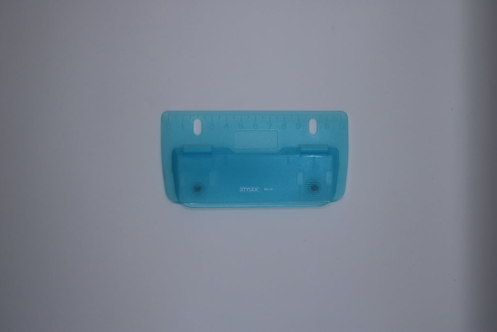 Taschenlocher Stylex, 3 Blatt, farbig sortiert, Kunststoff, 2- fach Lochung, 42662