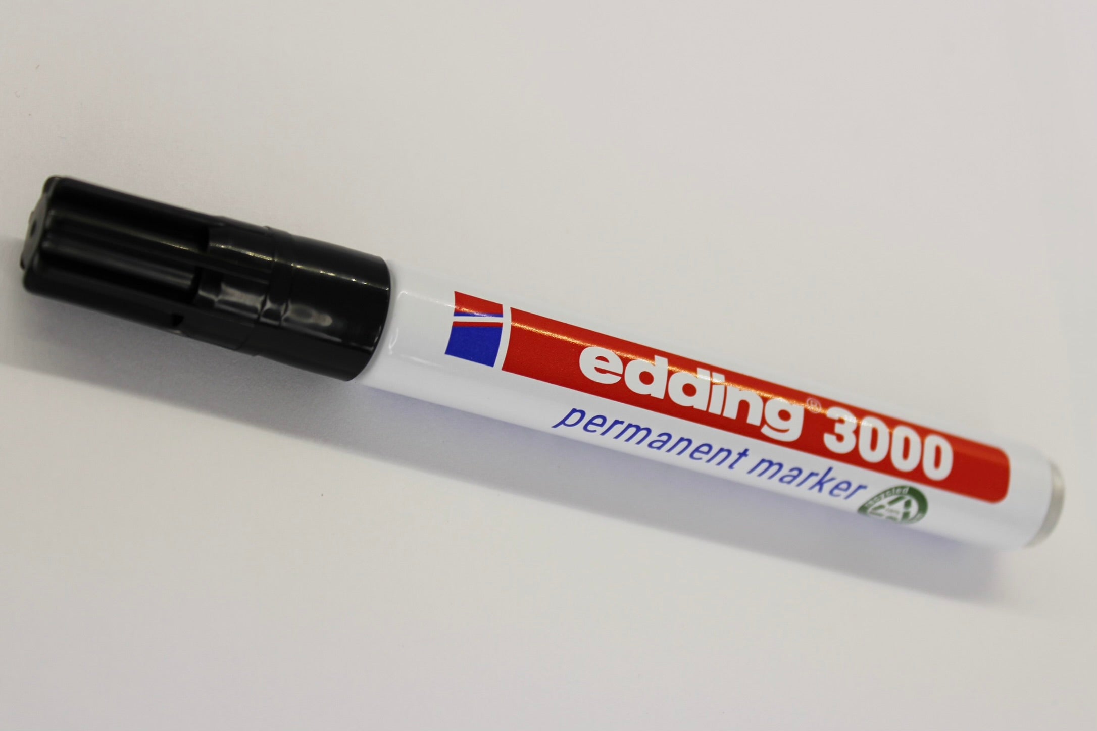 Permanentmarker Edding 3000 Strichbreite 1,5 - 3mm, schwarz