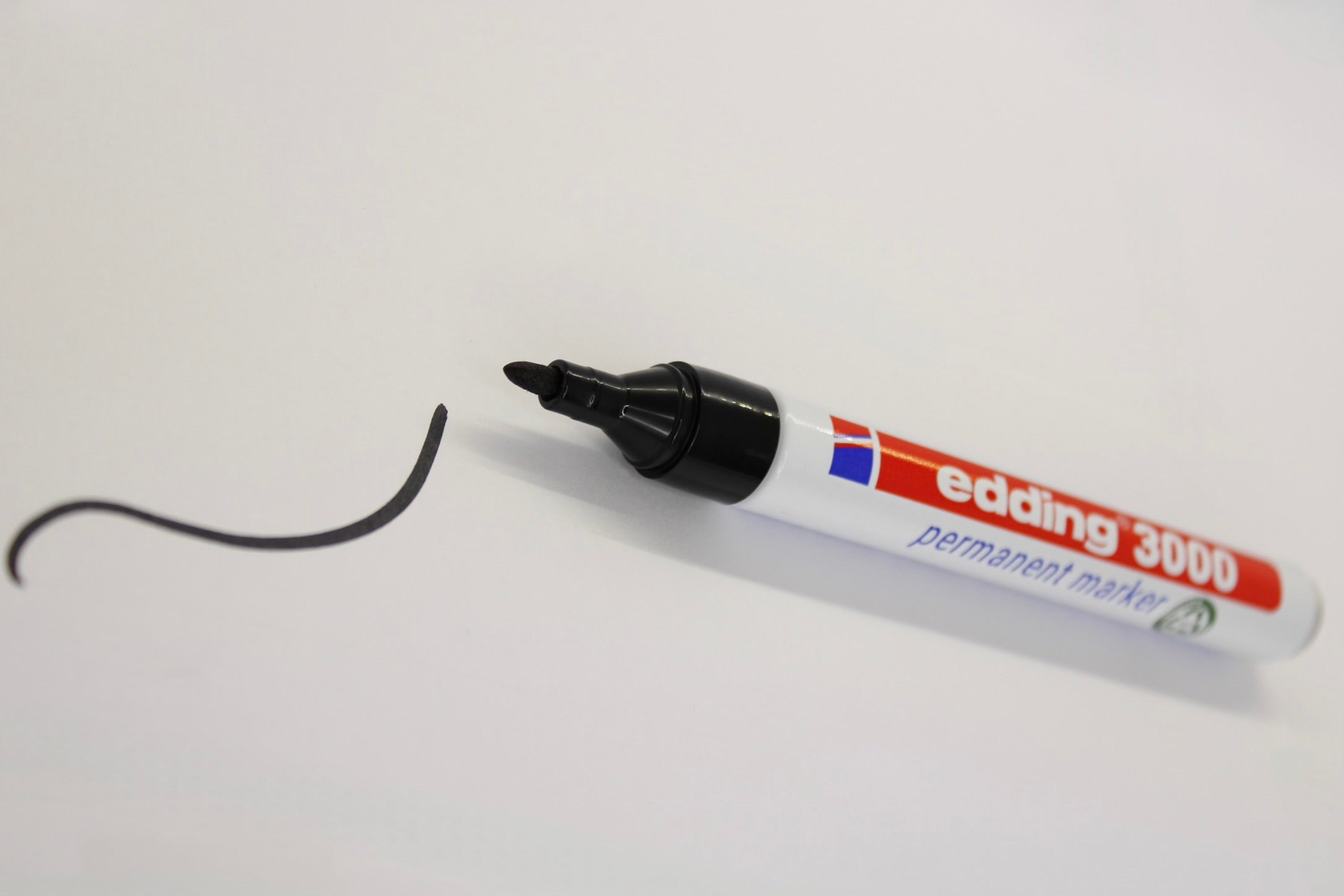 Permanentmarker Edding 3000 Strichbreite 1,5 - 3mm, schwarz